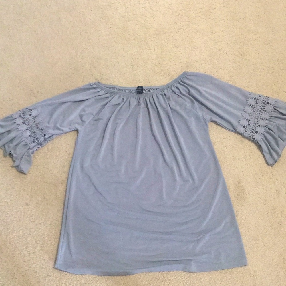 Ruffle sleeve tunic
